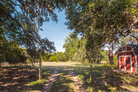 7087 Dietz Elkhorn Road Boerne TX 78015