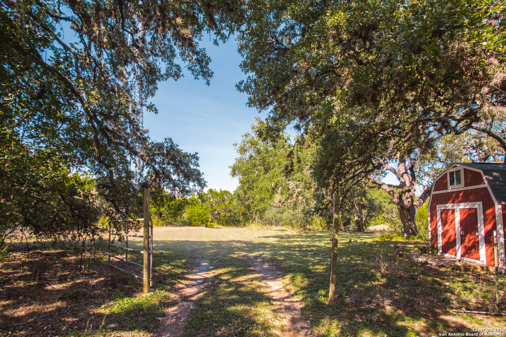 7087 Dietz Elkhorn Road Boerne TX 78015