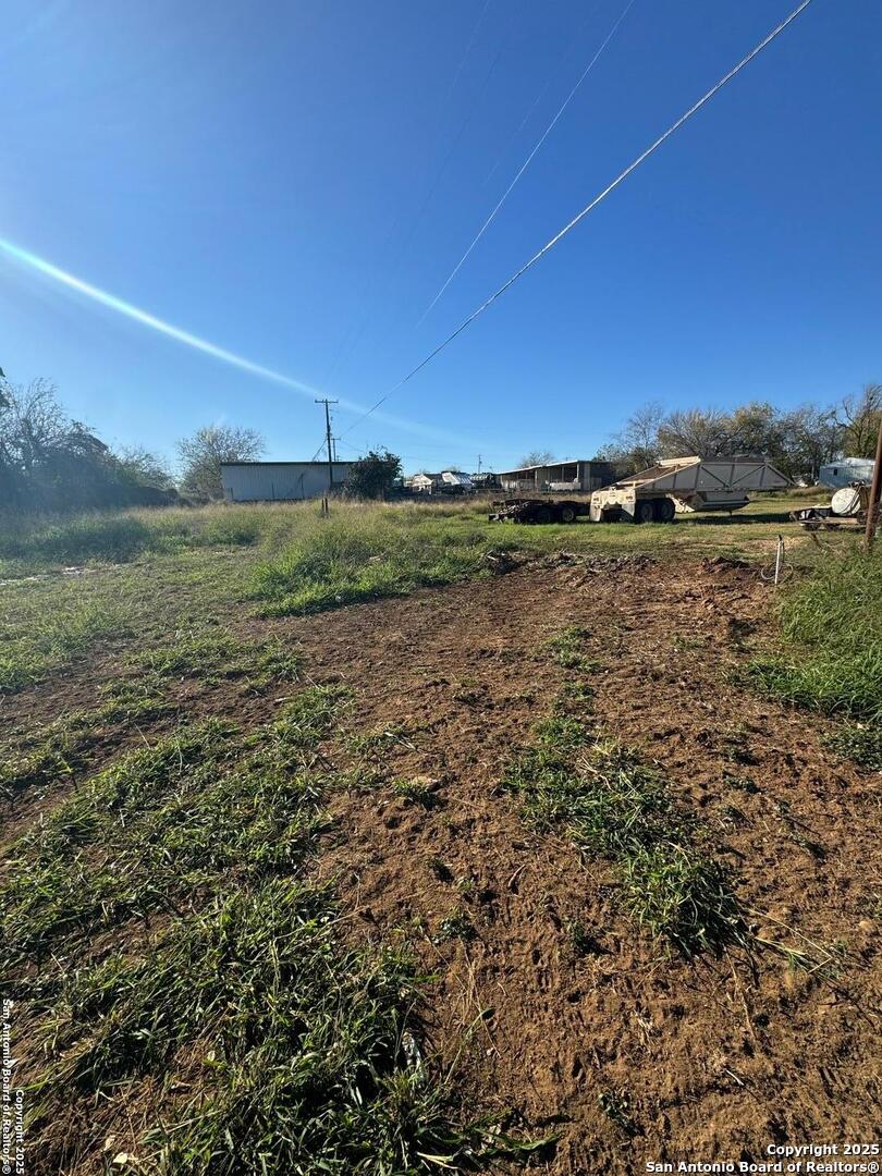 606 N Main Cotulla TX 78014