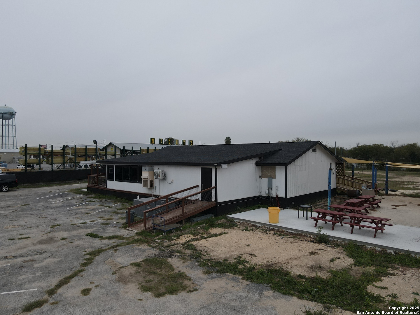 1600 S General Mcmullen San Antonio TX 78237