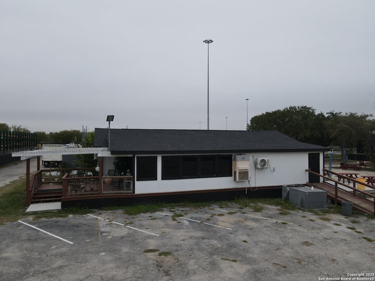 1600 S General Mcmullen San Antonio TX 78237