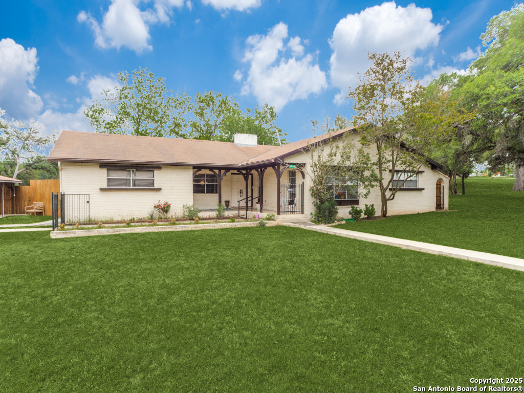 101 Pine View Boerne TX 78006