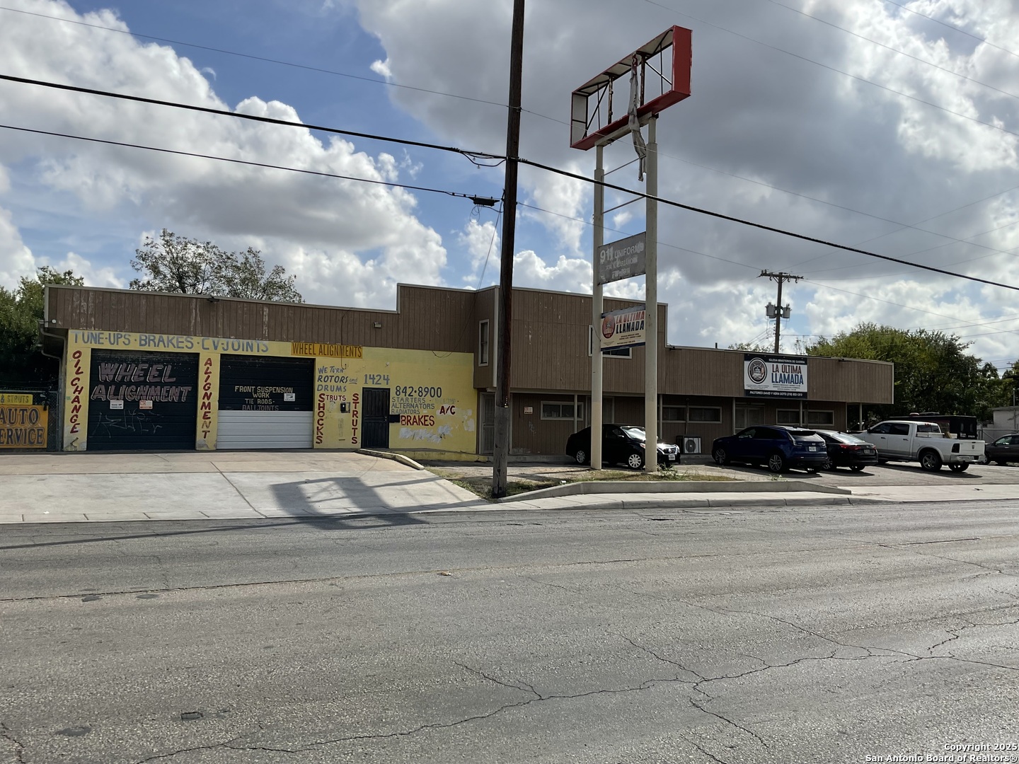 1414 N Zarzamora San Antonio TX 78207