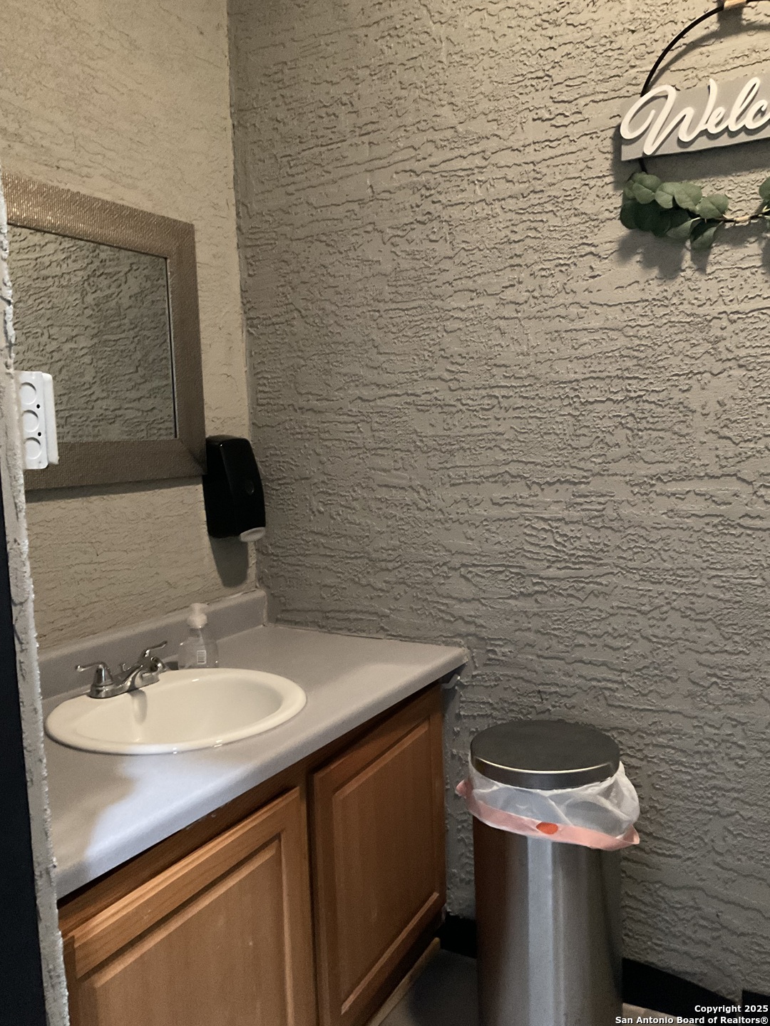 1414 N Zarzamora San Antonio TX 78207