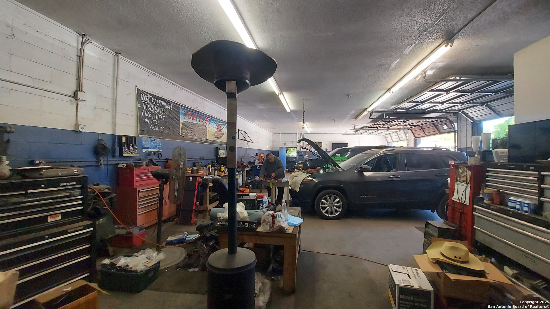 1414 N Zarzamora San Antonio TX 78207