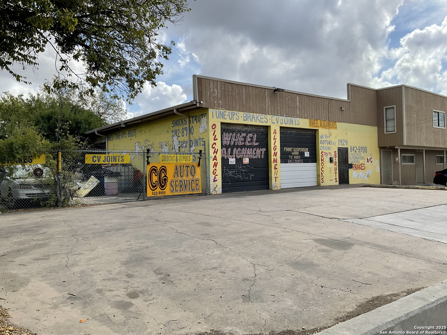 1414 N Zarzamora San Antonio TX 78207