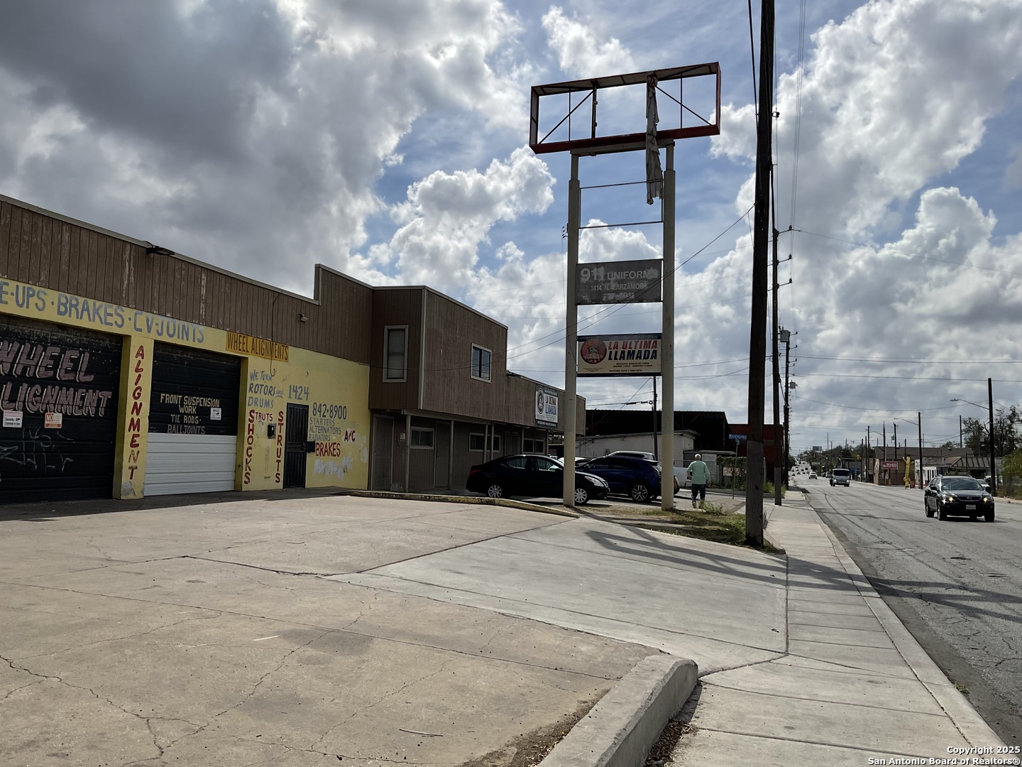 1414 N Zarzamora San Antonio TX 78207