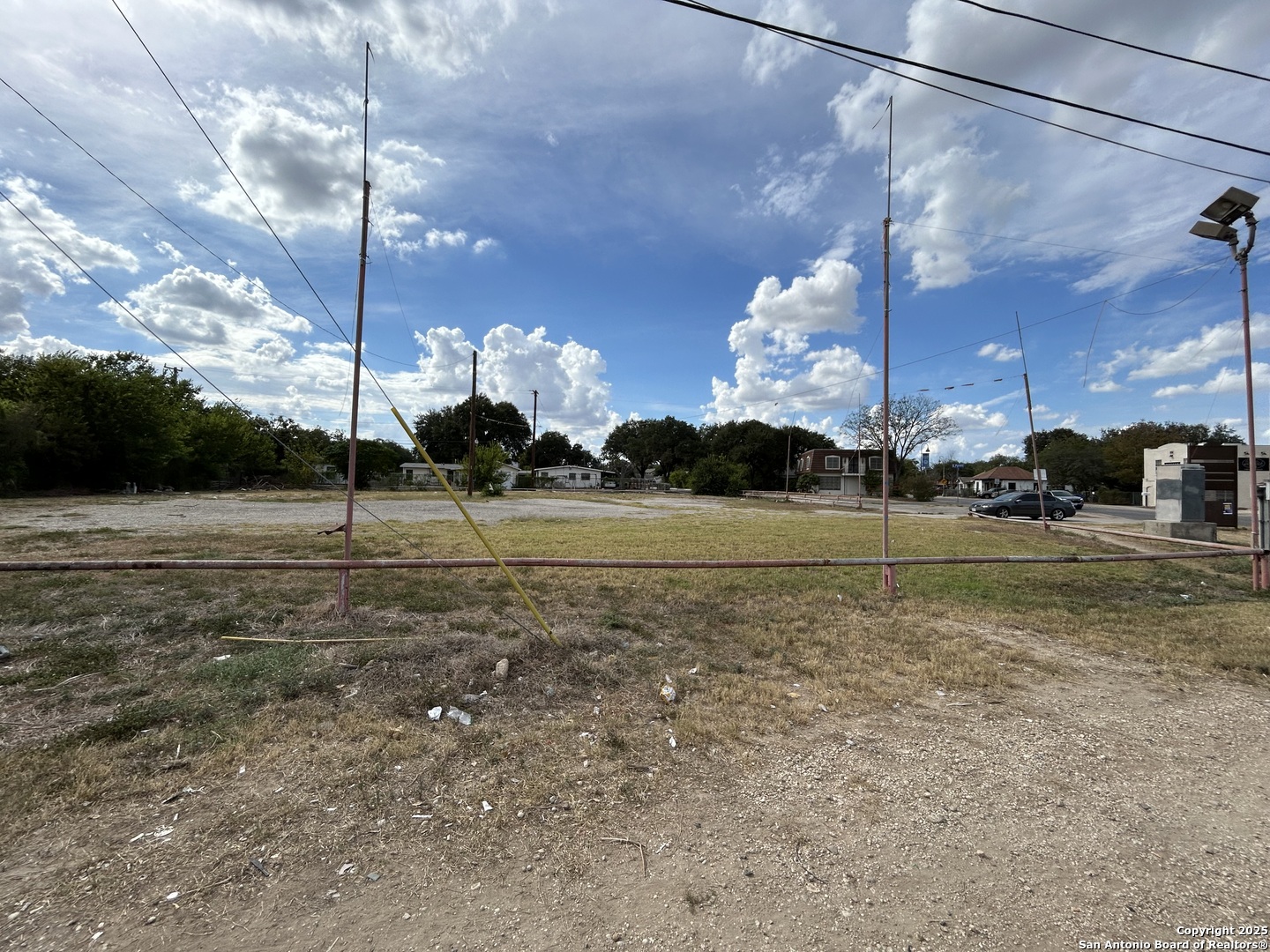 3211 Roosevelt San Antonio TX 78214