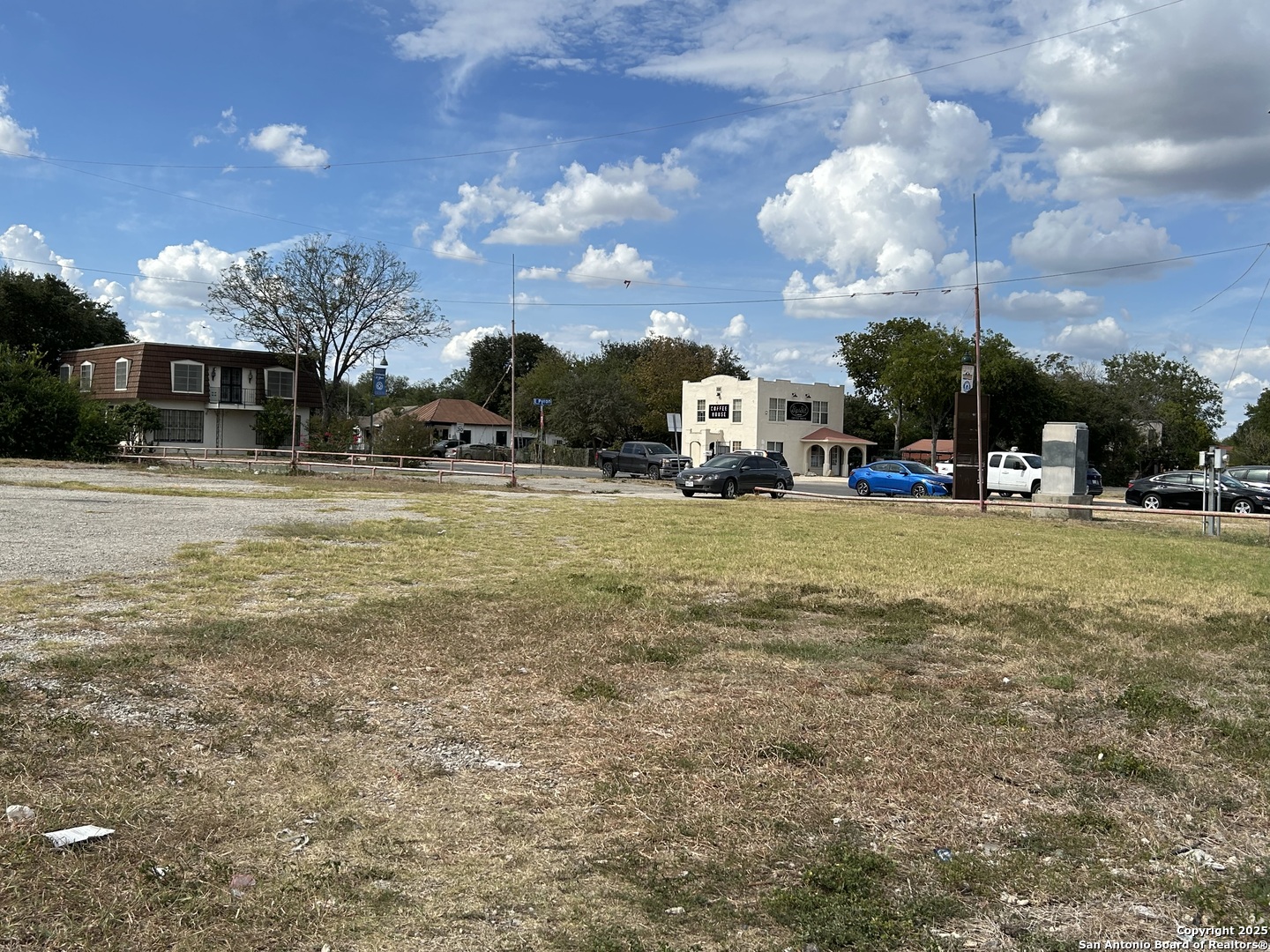 3211 Roosevelt San Antonio TX 78214