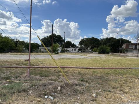 3211 Roosevelt San Antonio TX 78214
