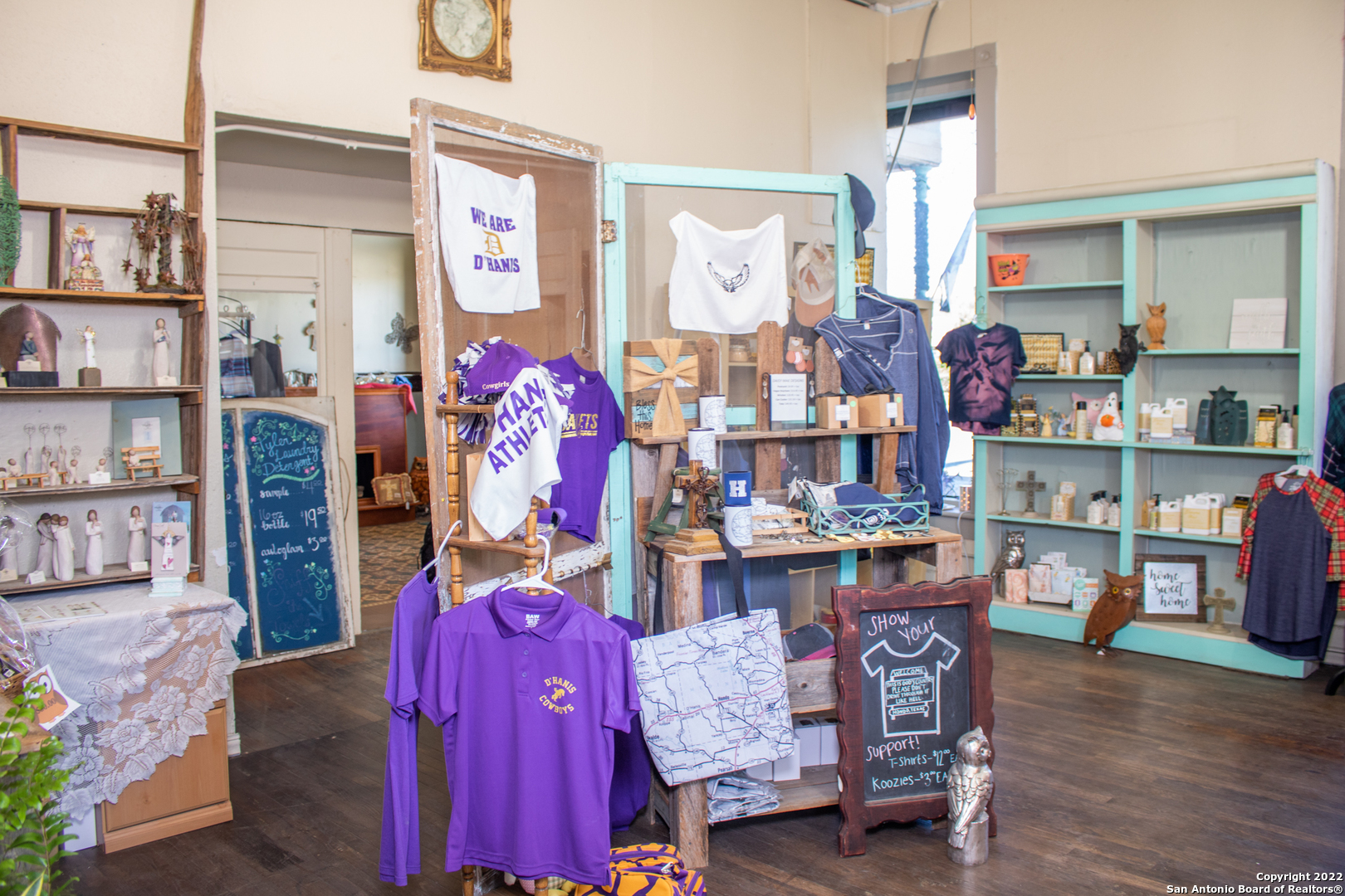 1101 19th Street Hondo TX 78861