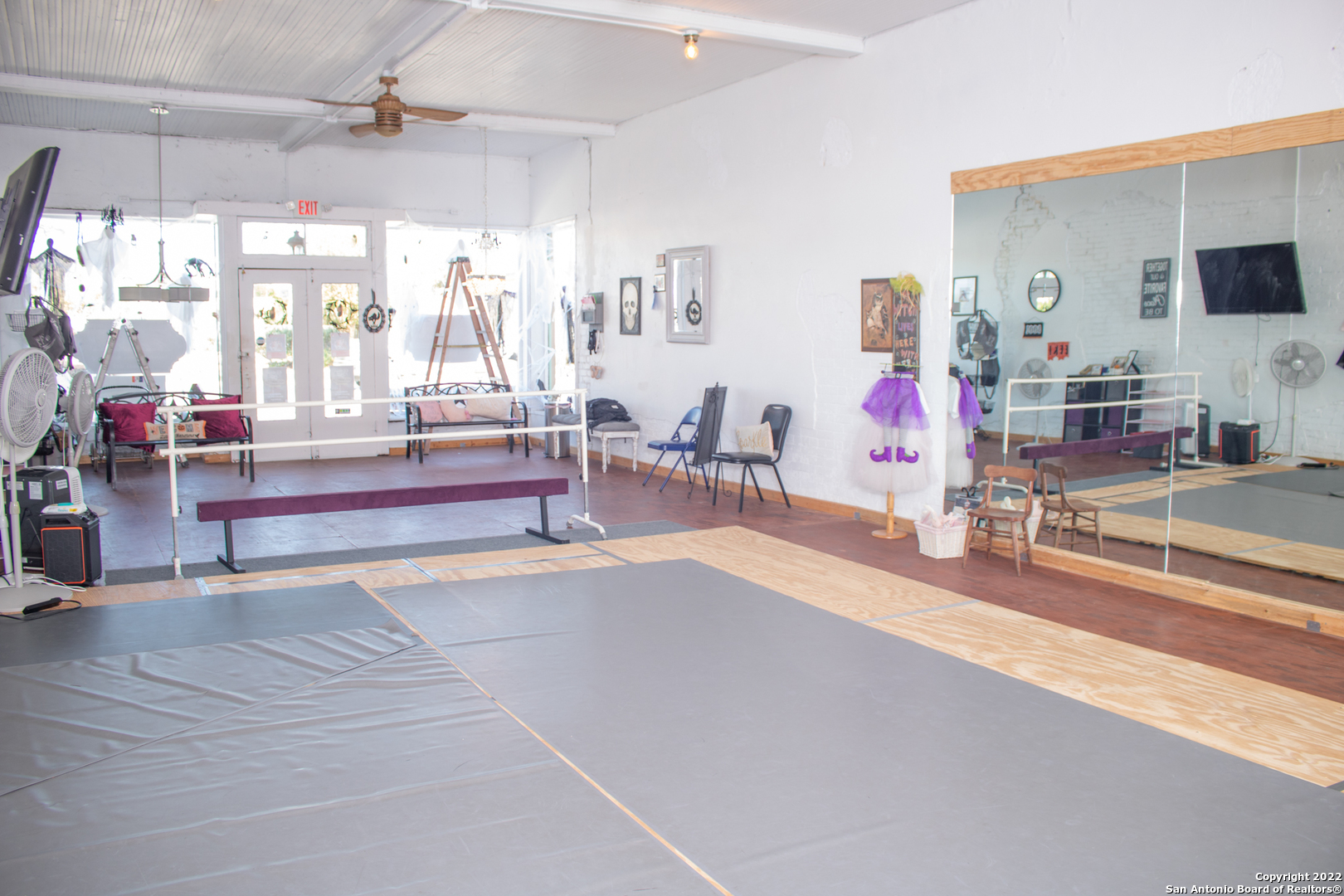 1101 19th Street Hondo TX 78861