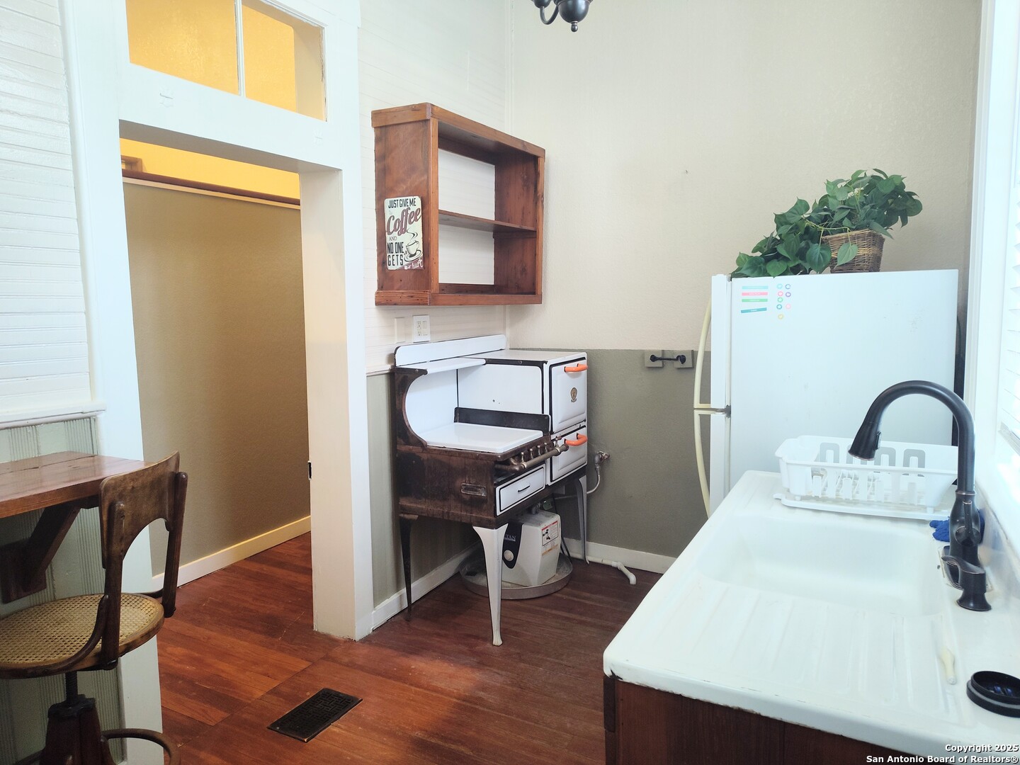 311 Howard San Antonio TX 78212