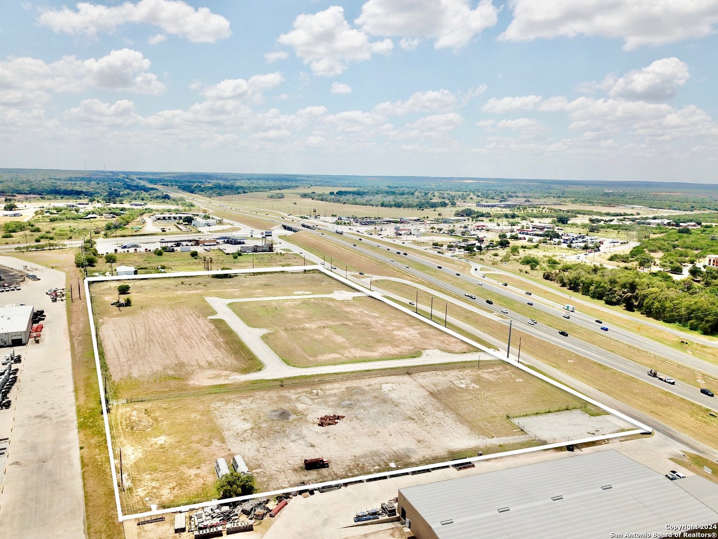 20030 Interstate 37 Elmendorf TX 78112