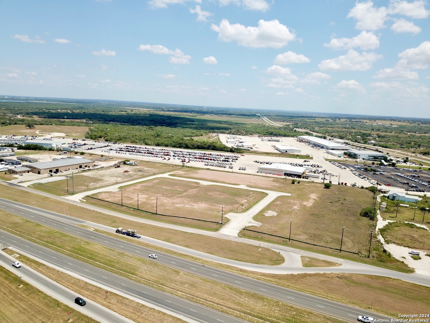 20030 Interstate 37 Elmendorf TX 78112