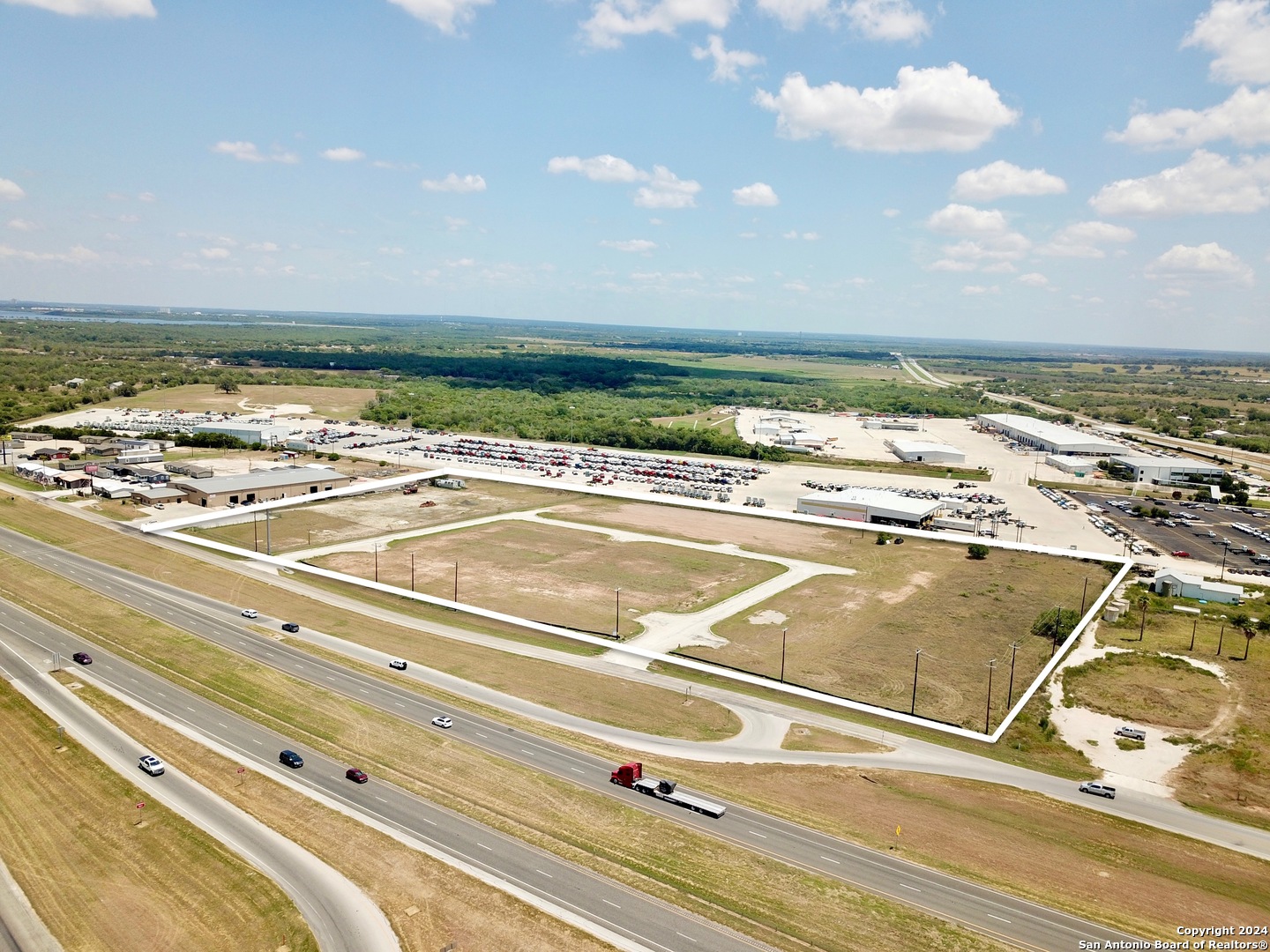 20030 Interstate 37 Elmendorf TX 78112