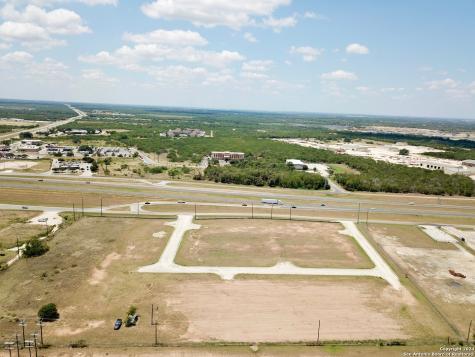 20030 Interstate 37 Elmendorf TX 78112