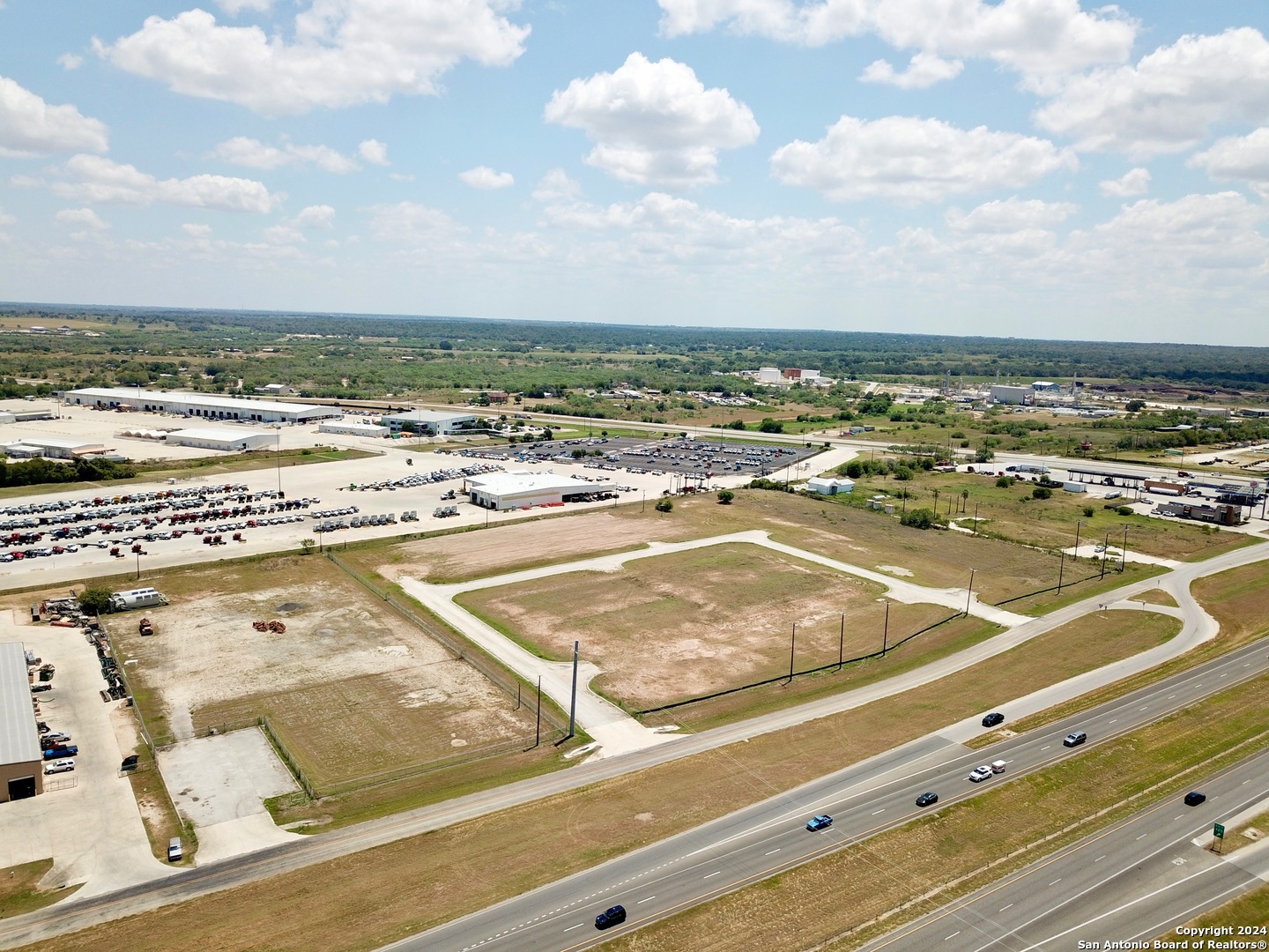 20030 Interstate 37 Elmendorf TX 78112