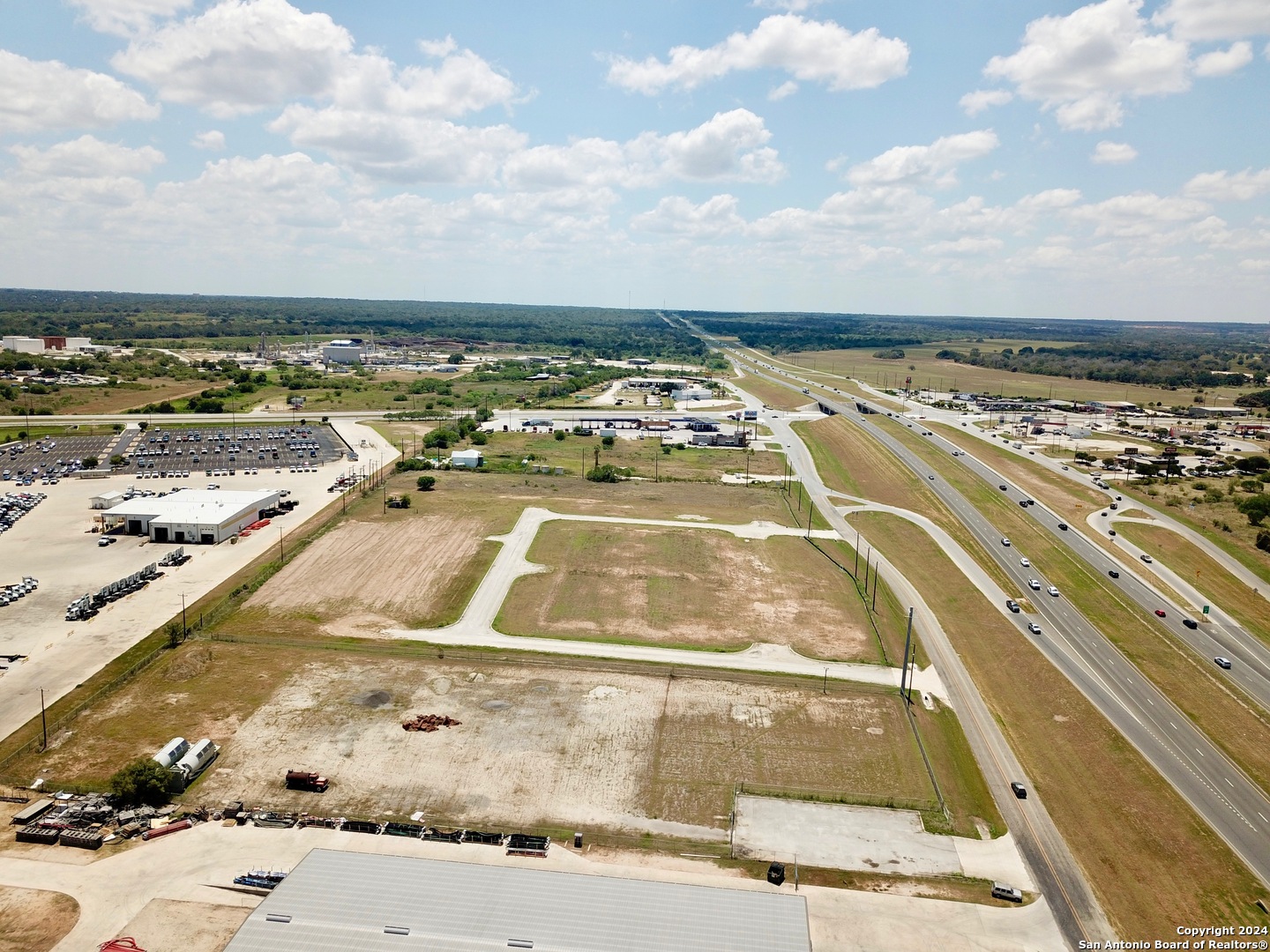 20030 Interstate 37 Elmendorf TX 78112