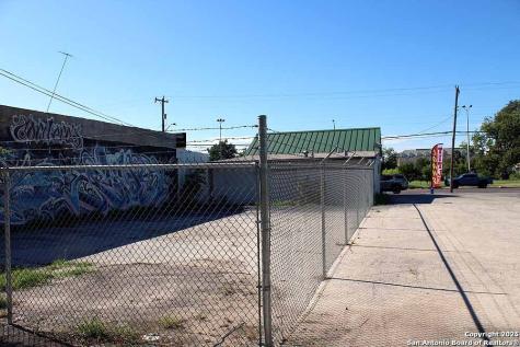 3815 W Commerce San Antonio TX 78207