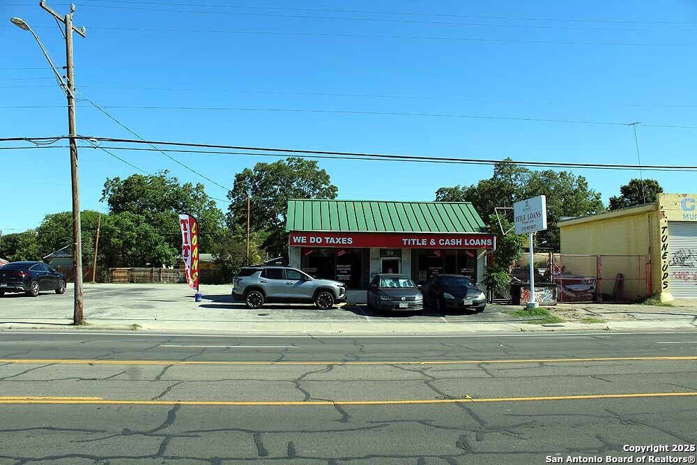 3815 W Commerce San Antonio TX 78207