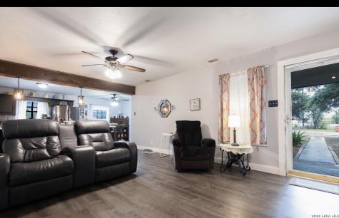 19121 Mcdonald Street Lytle TX 78052
