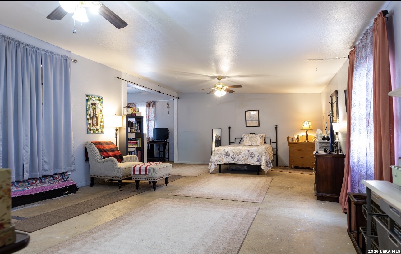 19121 Mcdonald Street Lytle TX 78052