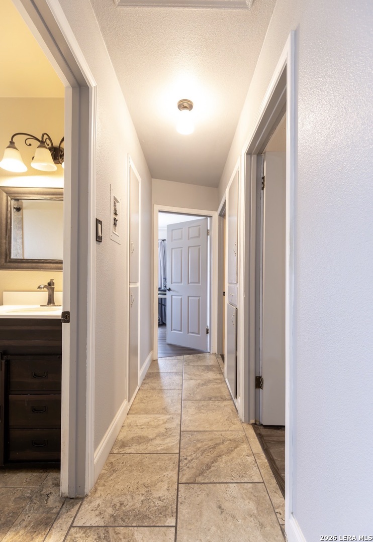 19121 Mcdonald Street Lytle TX 78052