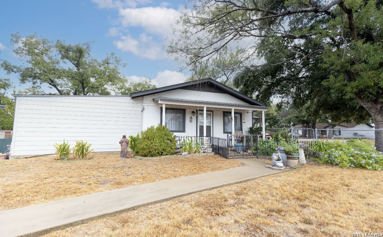 19121 Mcdonald Street Lytle TX 78052
