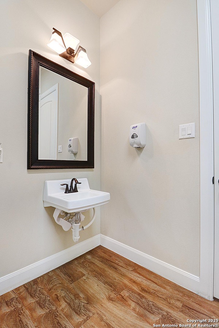 8122 Whisper Oak San Antonio TX 78266