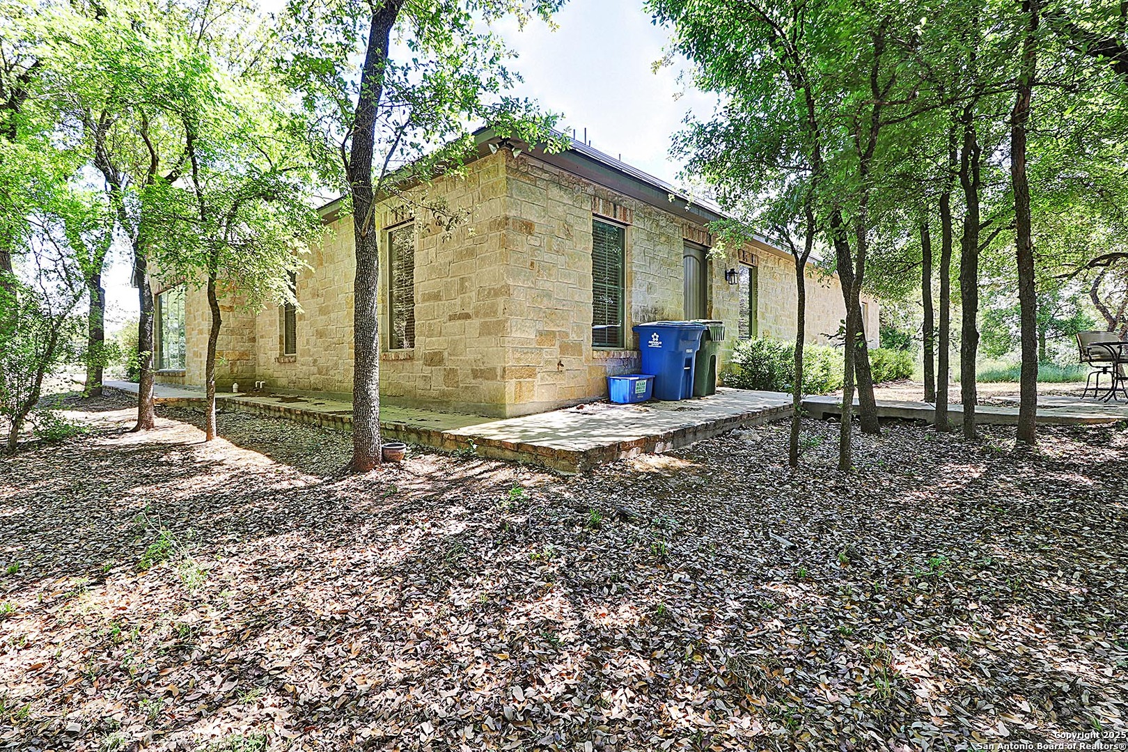 8122 Whisper Oak San Antonio TX 78266