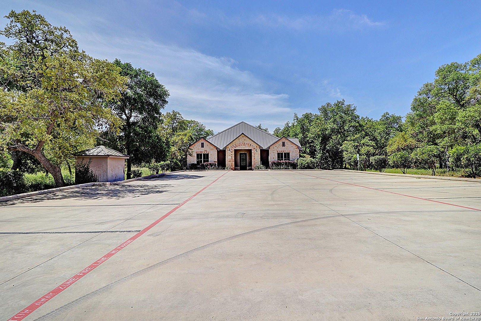 8122 Whisper Oak San Antonio TX 78266