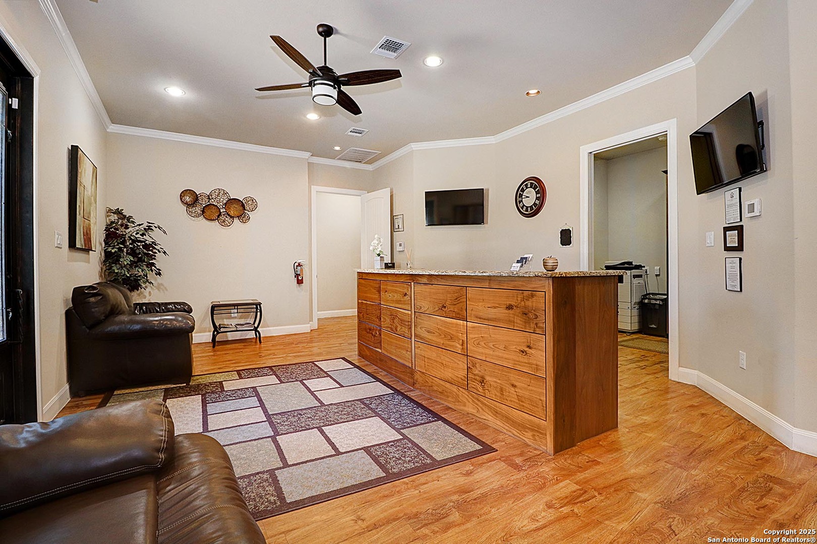 8122 Whisper Oak San Antonio TX 78266