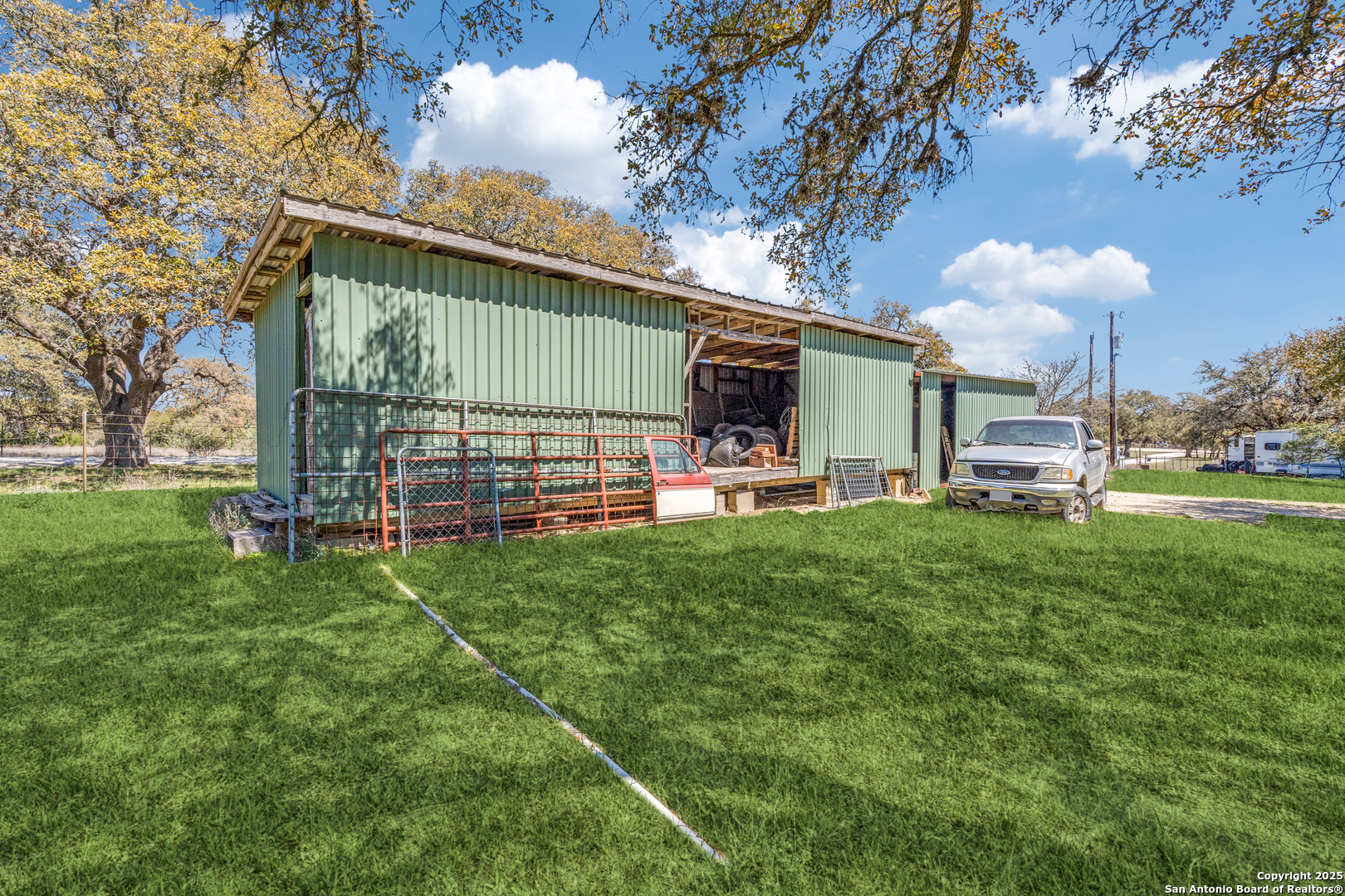 2682 Us-281 Blanco TX 78606