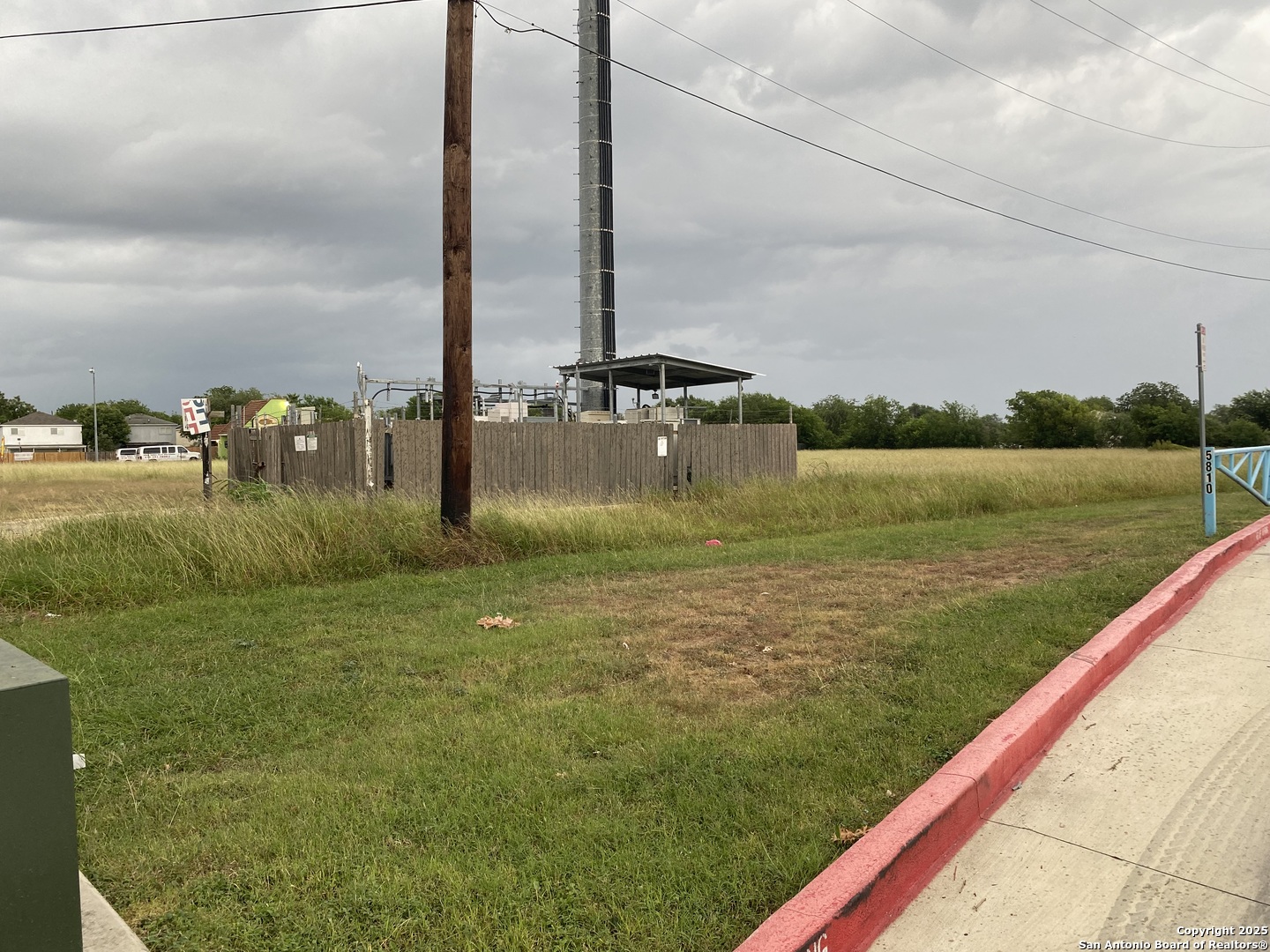 5928 Village Park San Antonio TX 78250