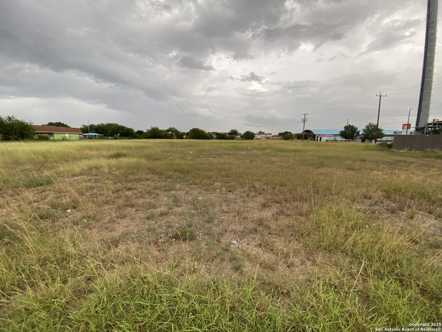 5928 Village Park San Antonio TX 78250