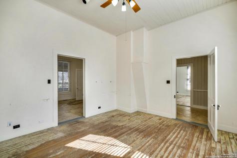 706 Front Street Comfort TX 78013