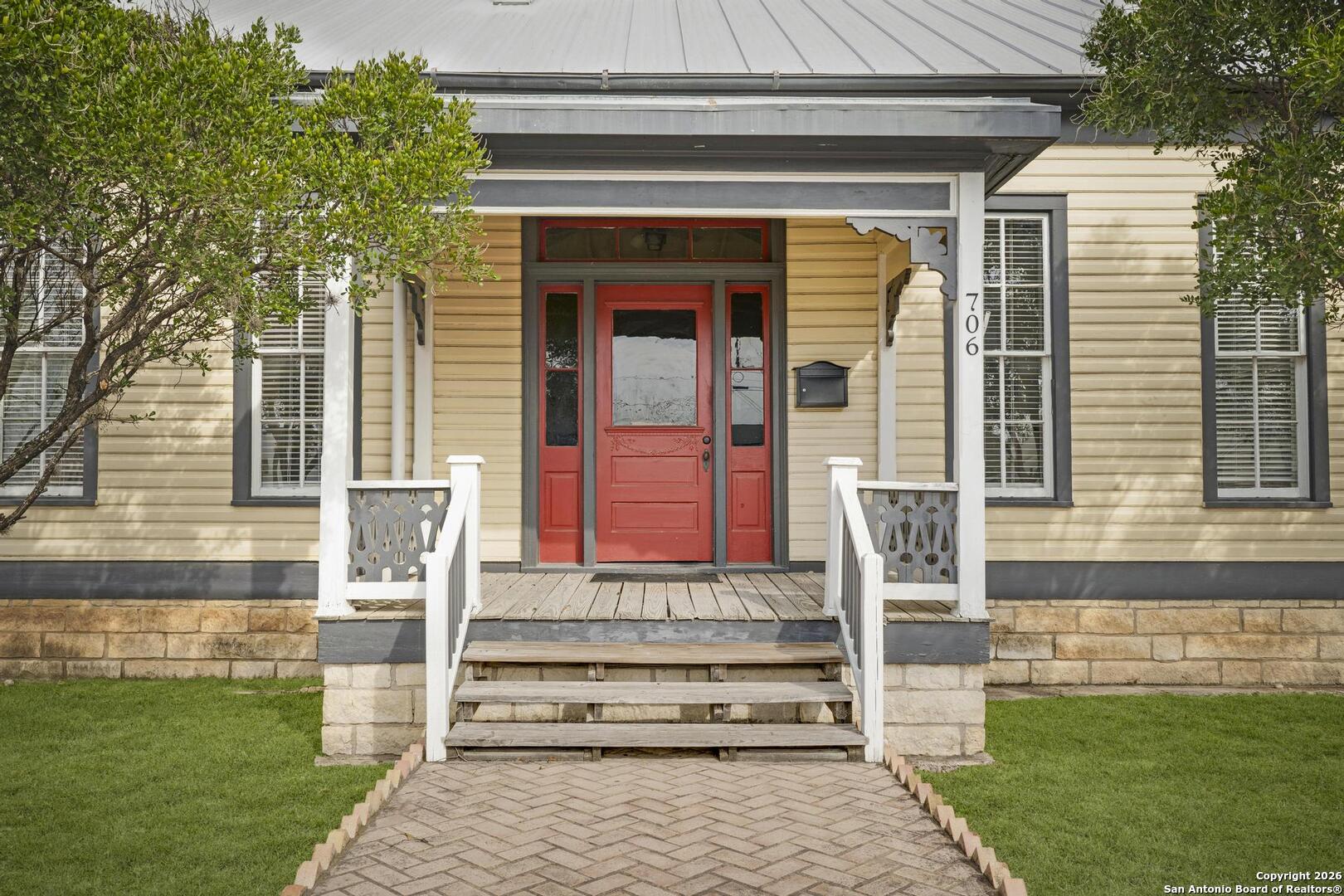 706 Front Street Comfort TX 78013