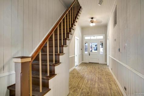 706 Front Street Comfort TX 78013