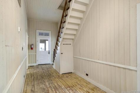 706 Front Street Comfort TX 78013