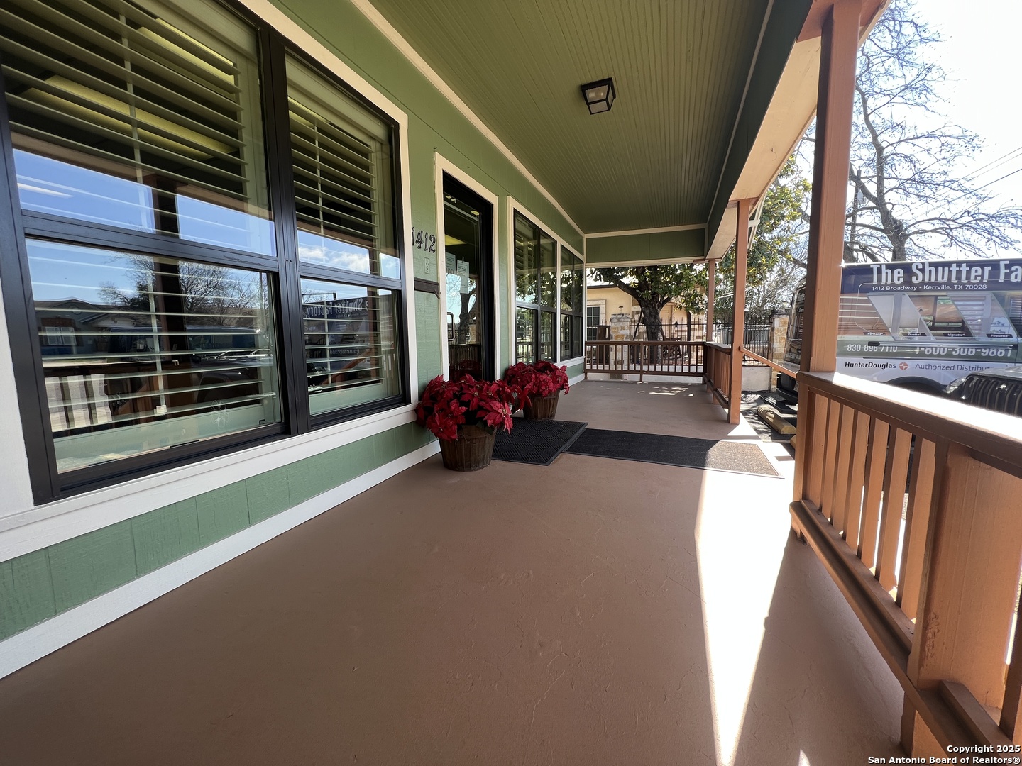 1412 Broadway Kerrville TX 78028