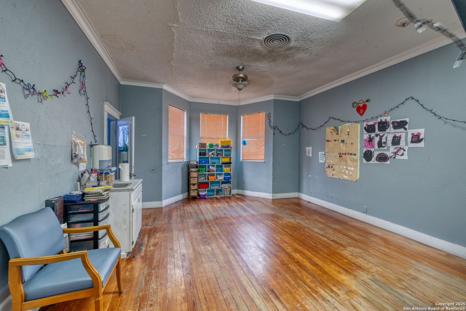 1007 N Getty Street Uvalde TX 78801