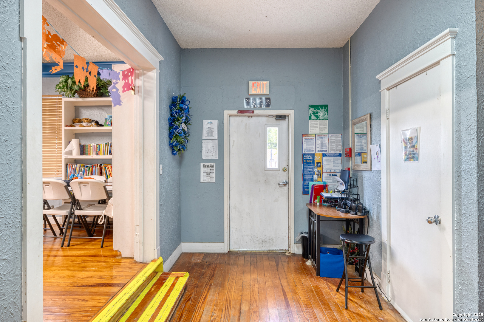 1007 N Getty Street Uvalde TX 78801