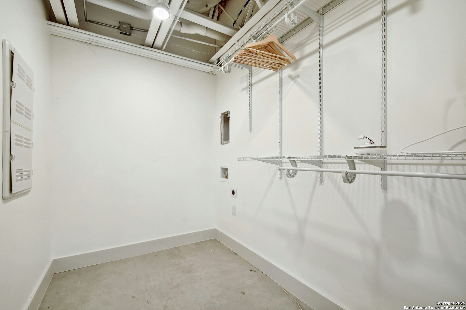 215 Coca Cola San Antonio TX 78219