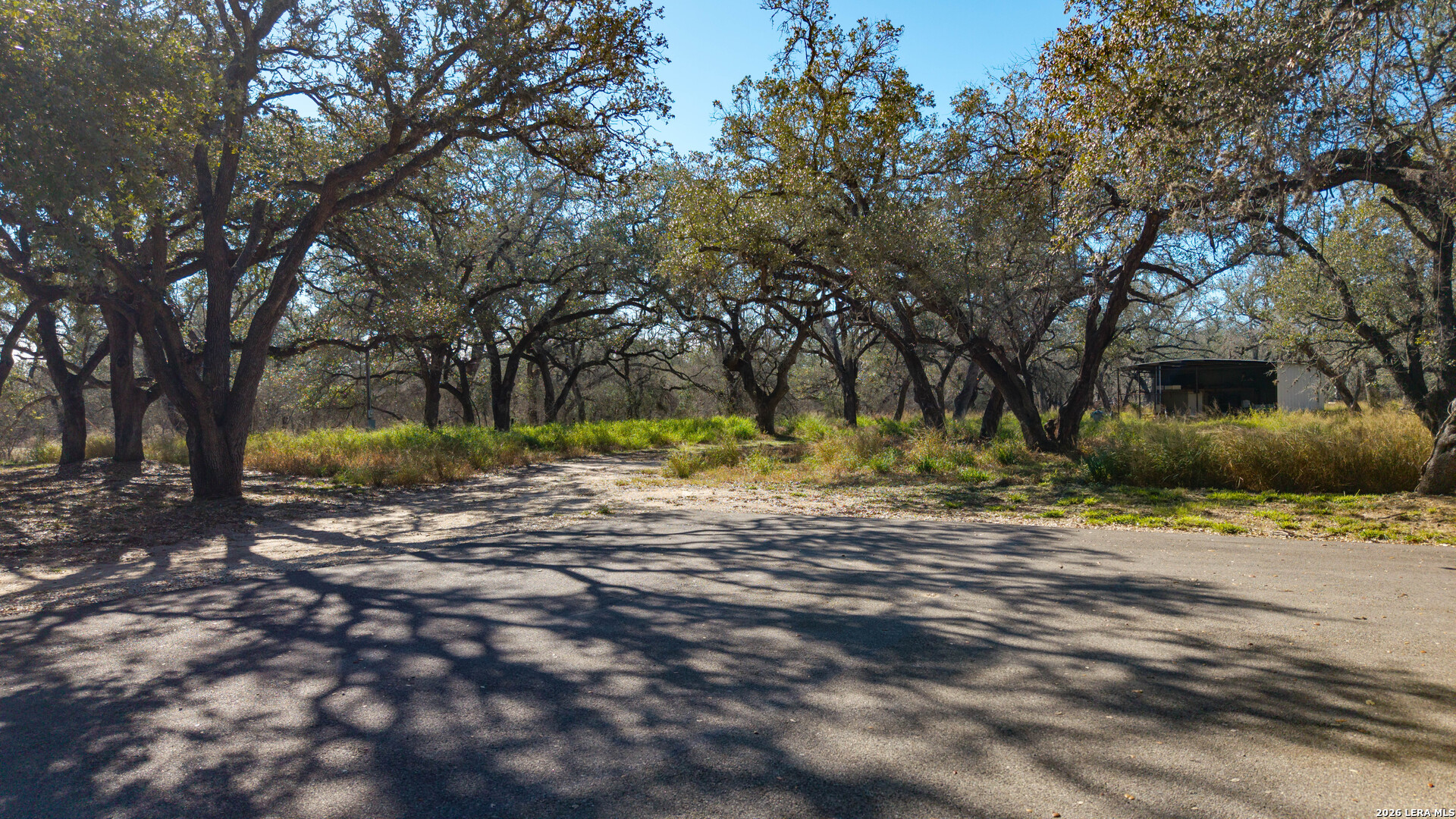 5683 Us Highway 181 N Floresville TX 78114