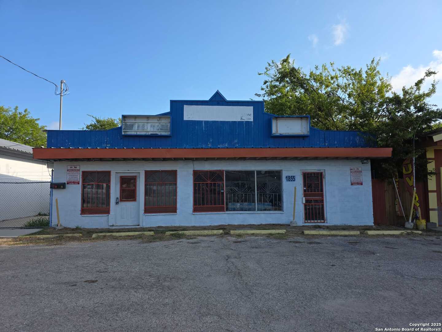 1855 Rigsby San Antonio TX 78210