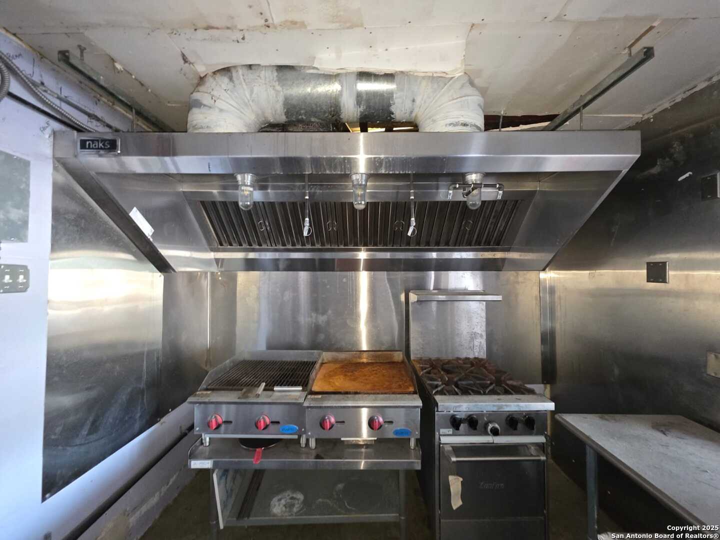 1855 Rigsby San Antonio TX 78210