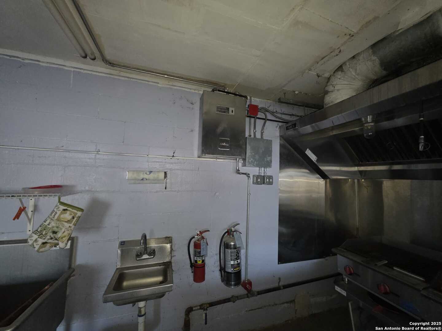 1855 Rigsby San Antonio TX 78210