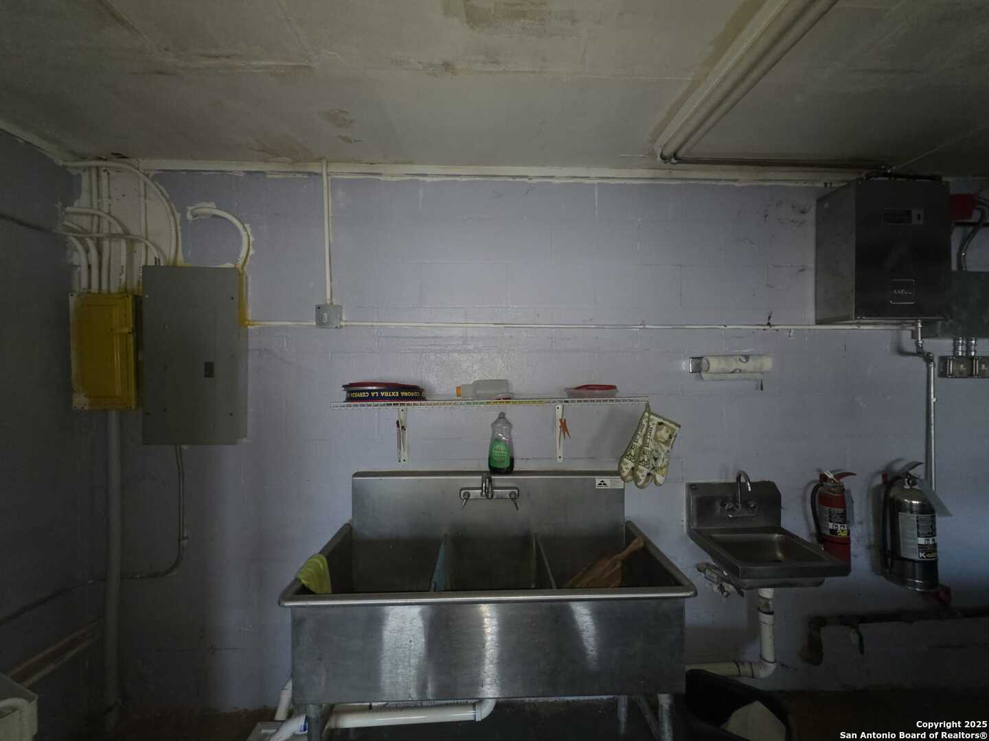 1855 Rigsby San Antonio TX 78210