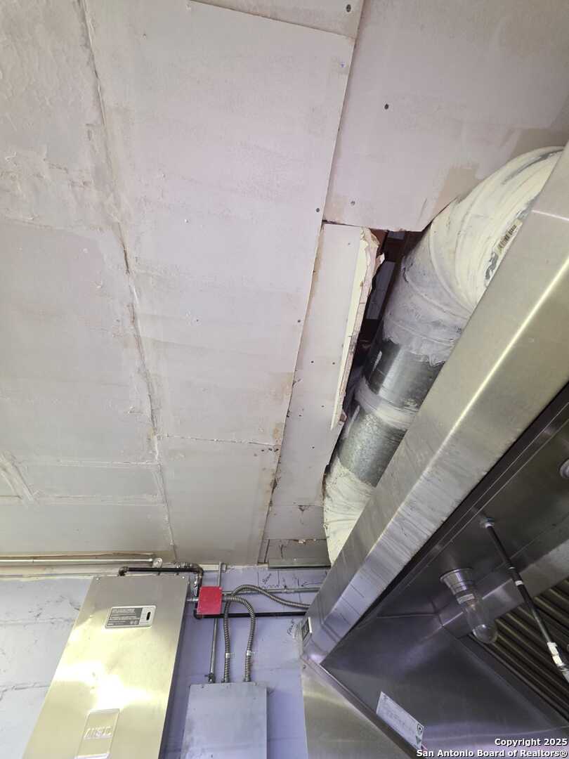 1855 Rigsby San Antonio TX 78210